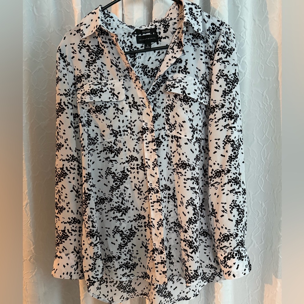Olivia Investments (S) White shirt with Black dots